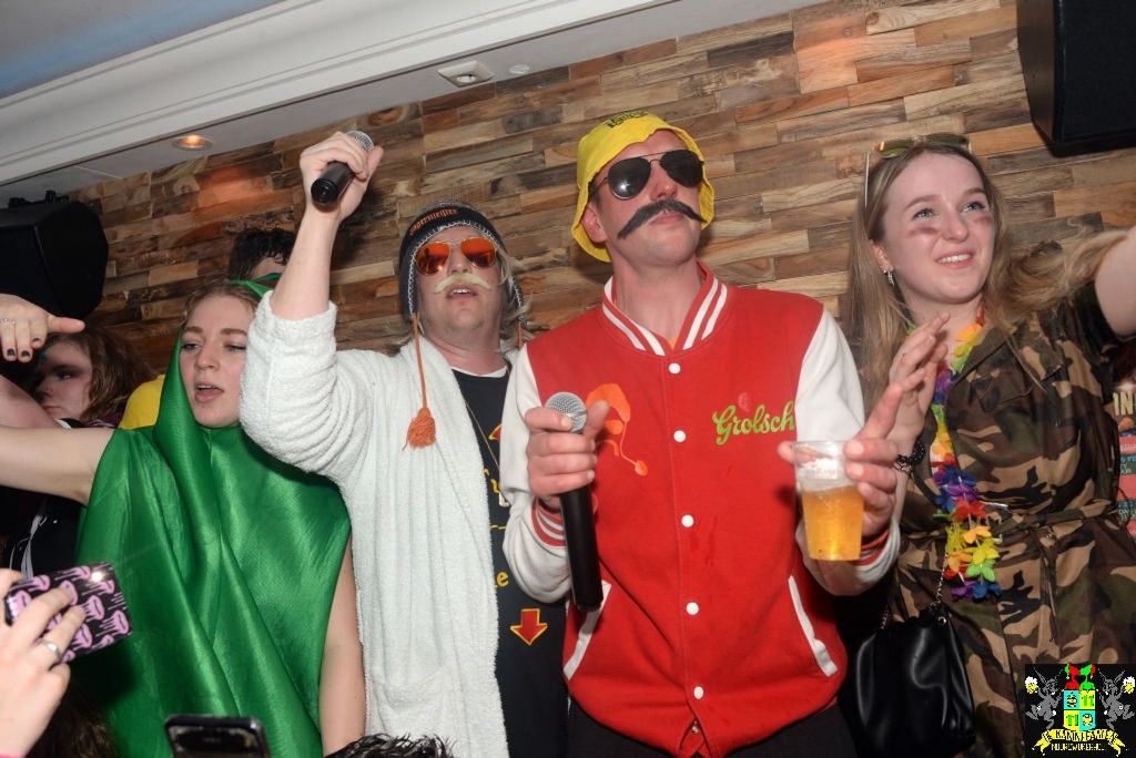../Images/Kroegentocht 300.jpg